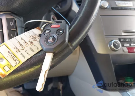 2013 Subaru Outback 2.5I Premium из США, поврежденный, VIN 4S4BRCGC8D3279116